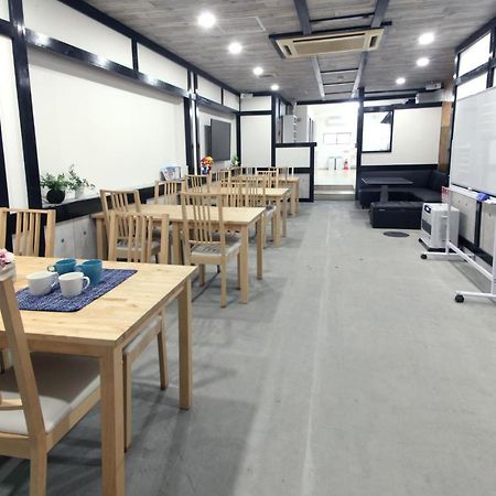 Guest House Futaba Osaka Exterior photo